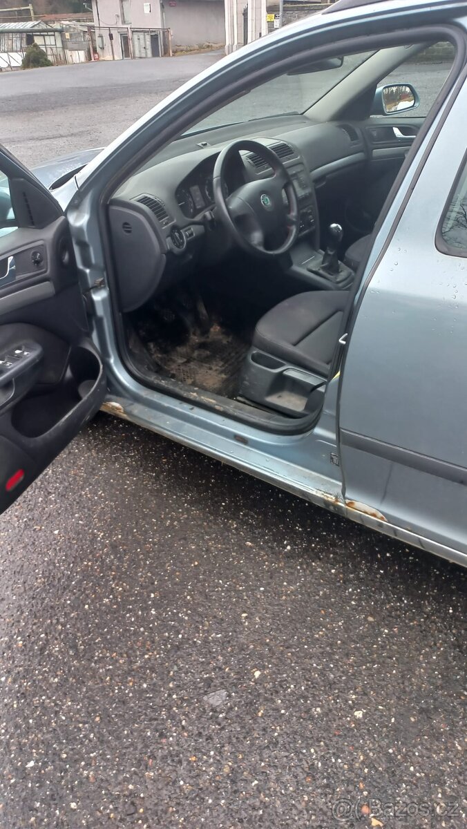 Škoda Octavia II - 2