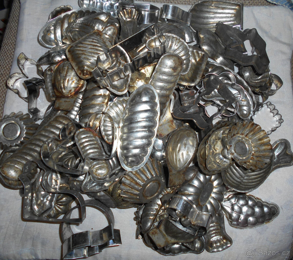 FORMIČKY V KOŠÍKU - VÍCE JAK 130 ks - 2