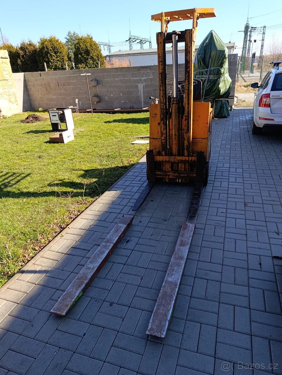 Vysokozdvyžný vozik - 2