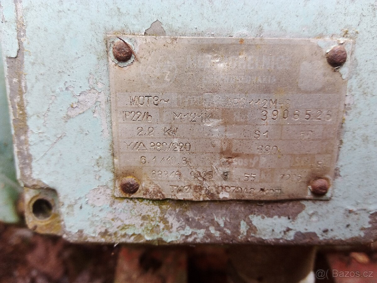 Prodám stavební vrátek - 2