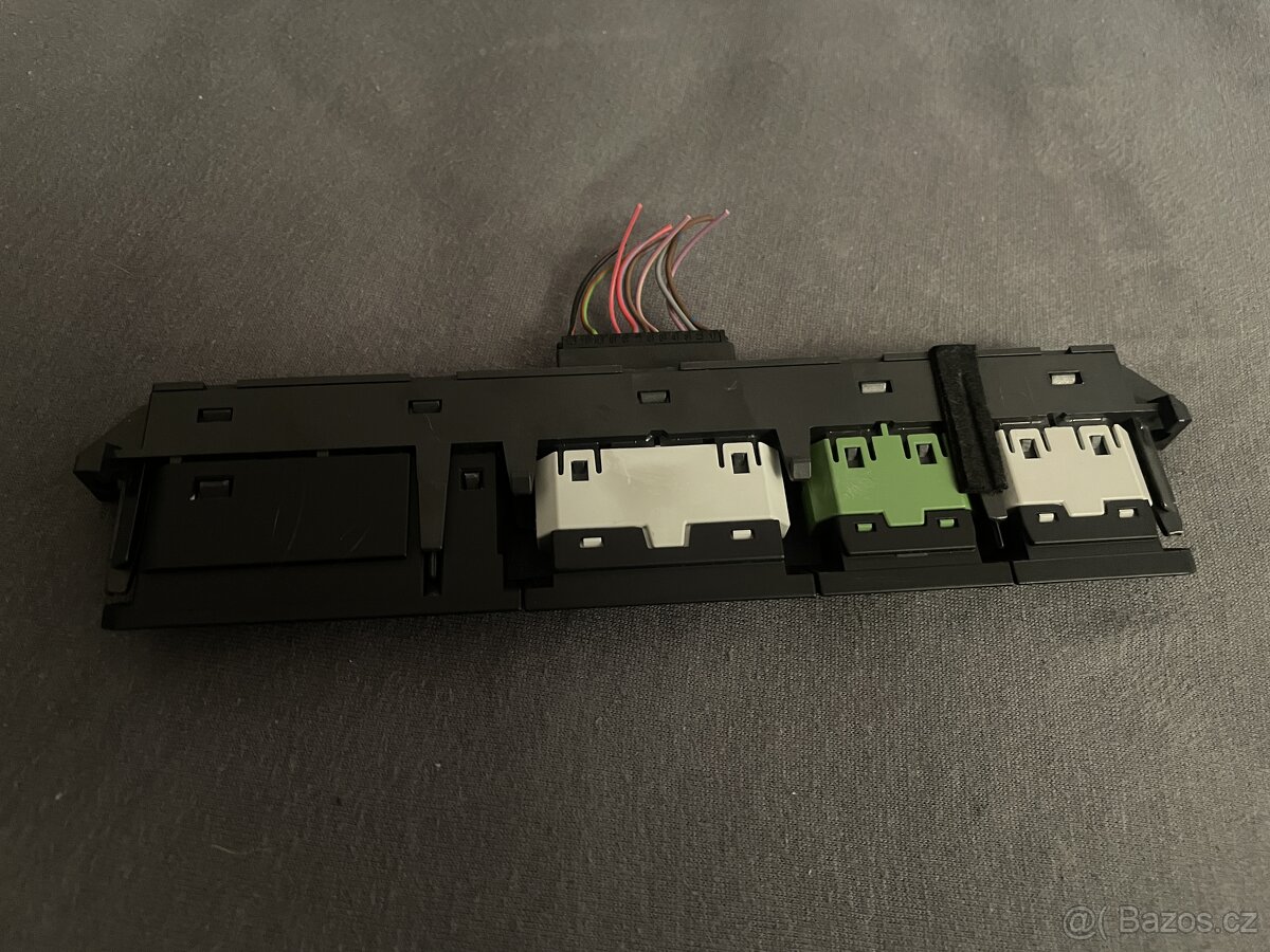 Passat spínací panel výstražných světel 3G0927132A - 2