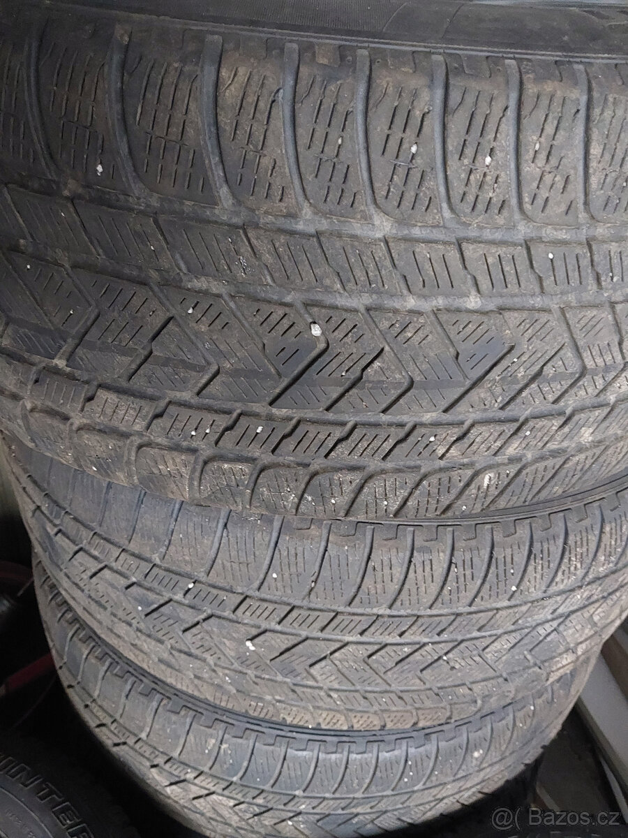 audi q7 orig.ALU kola R20 285/45 zimni Pirelli - 2