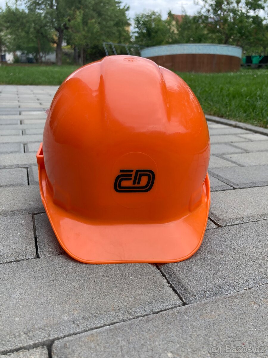 Nádražní přilba - 2