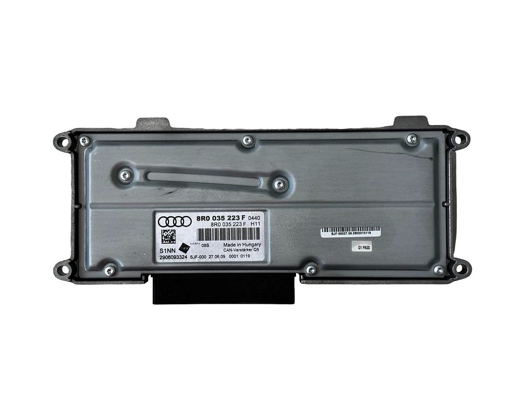 Zesilovač 8R0035223F Audi Q5 8R r.v. 2010 - 2