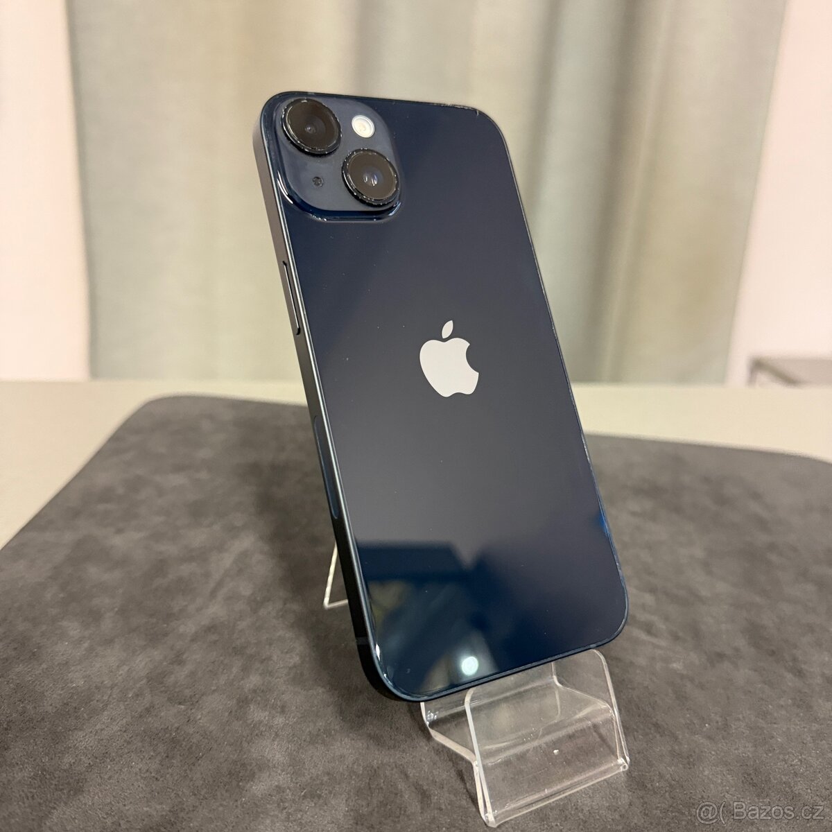 iPhone 14 128GB černý, pěkný stav, 12 měsíců záruka - 2