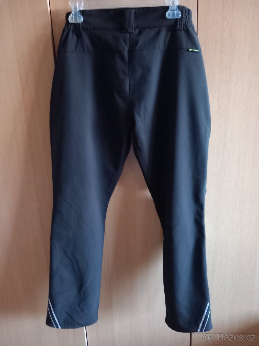 dívčí softshellové kalhoty vel. 164-170 top stav - 2