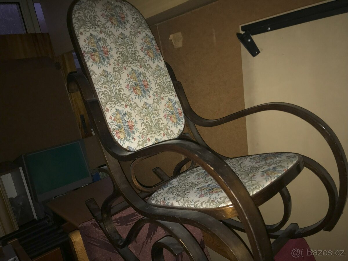 Houpací křeslo - 2