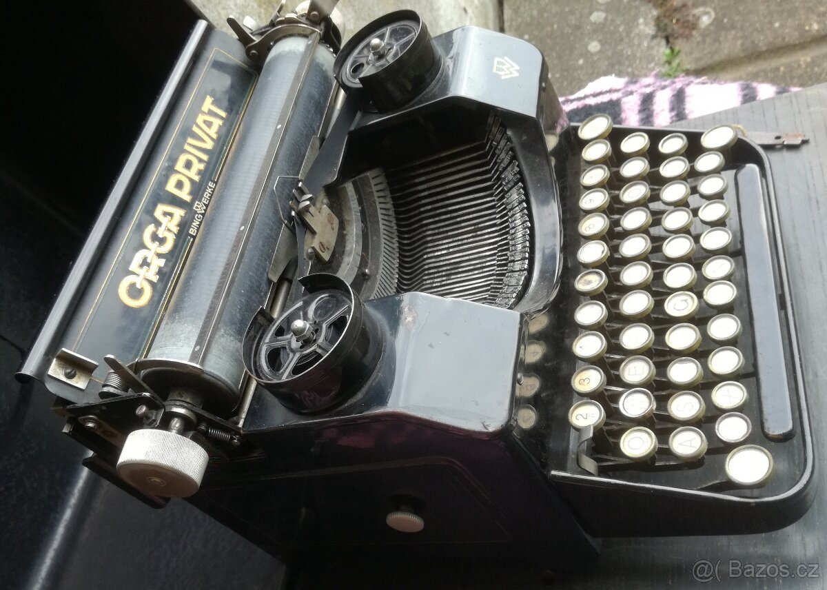 Psací stroj ORGA PRIVAT - 2