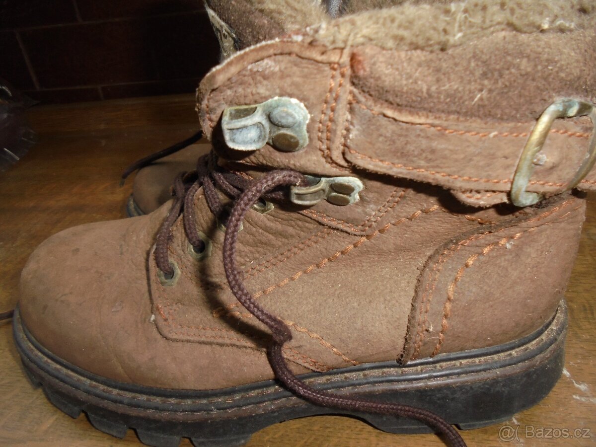 chlapecke zimní boty č.5= č.39 - 2