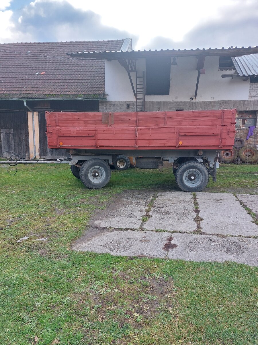 traktorový vlek 9 t - 2