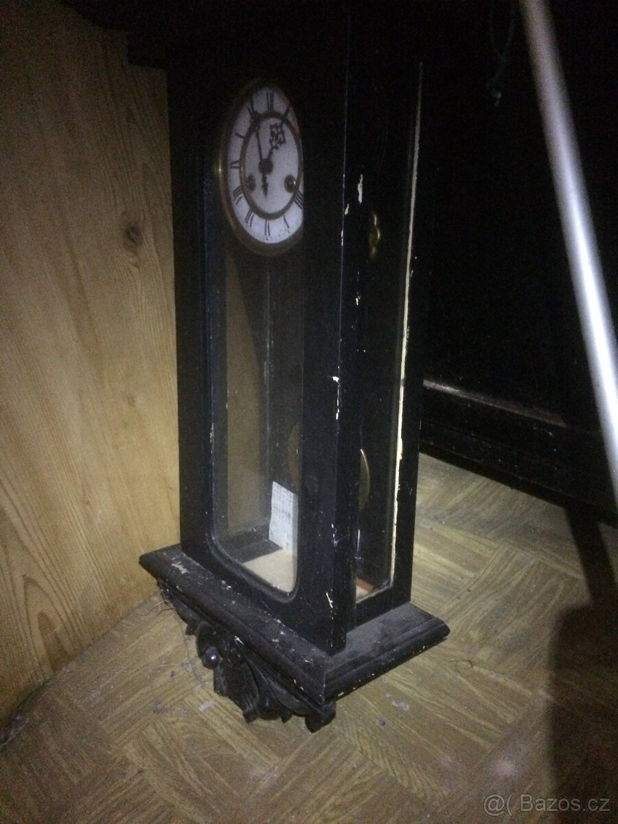 Starožitné kyvadlové hodiny (pendlovky) - 2