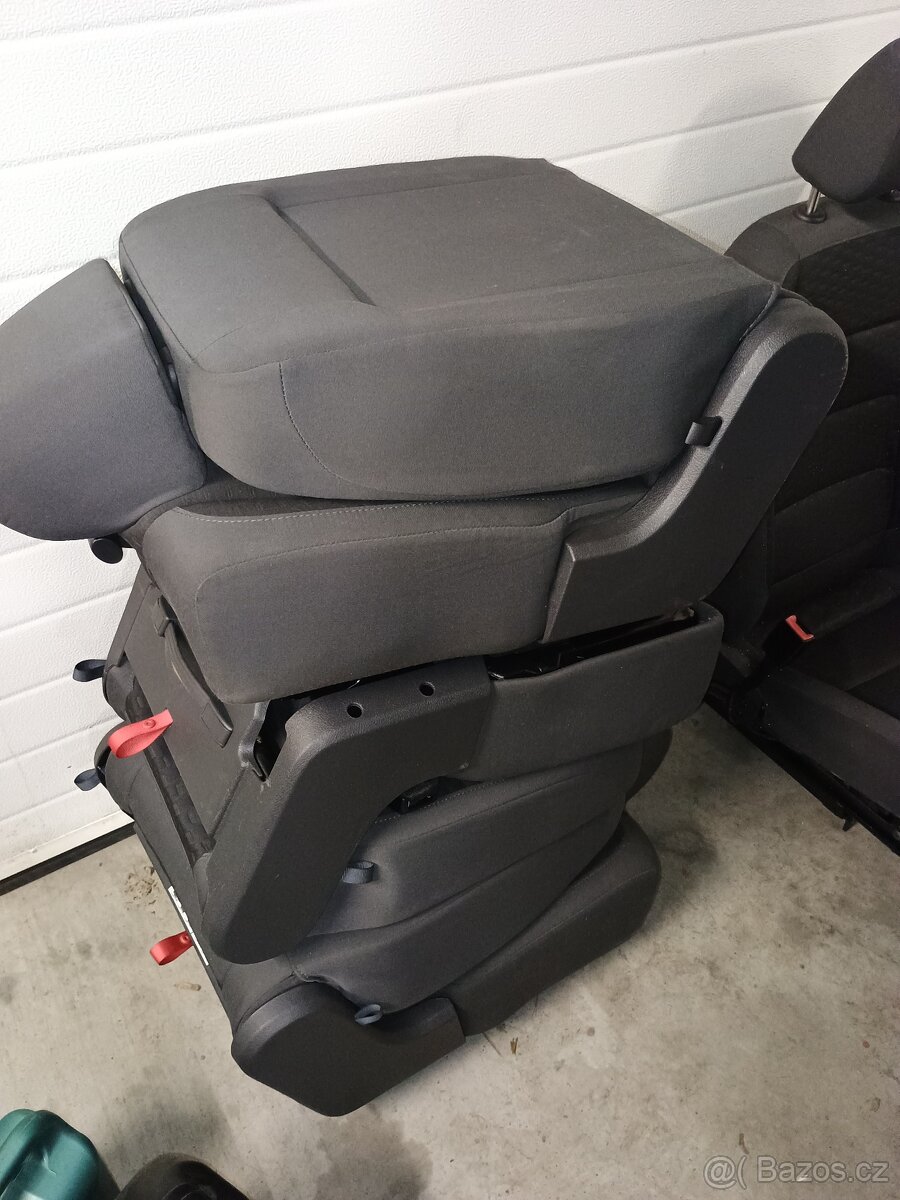 Vw Touran 1T2 - sedačky - 2