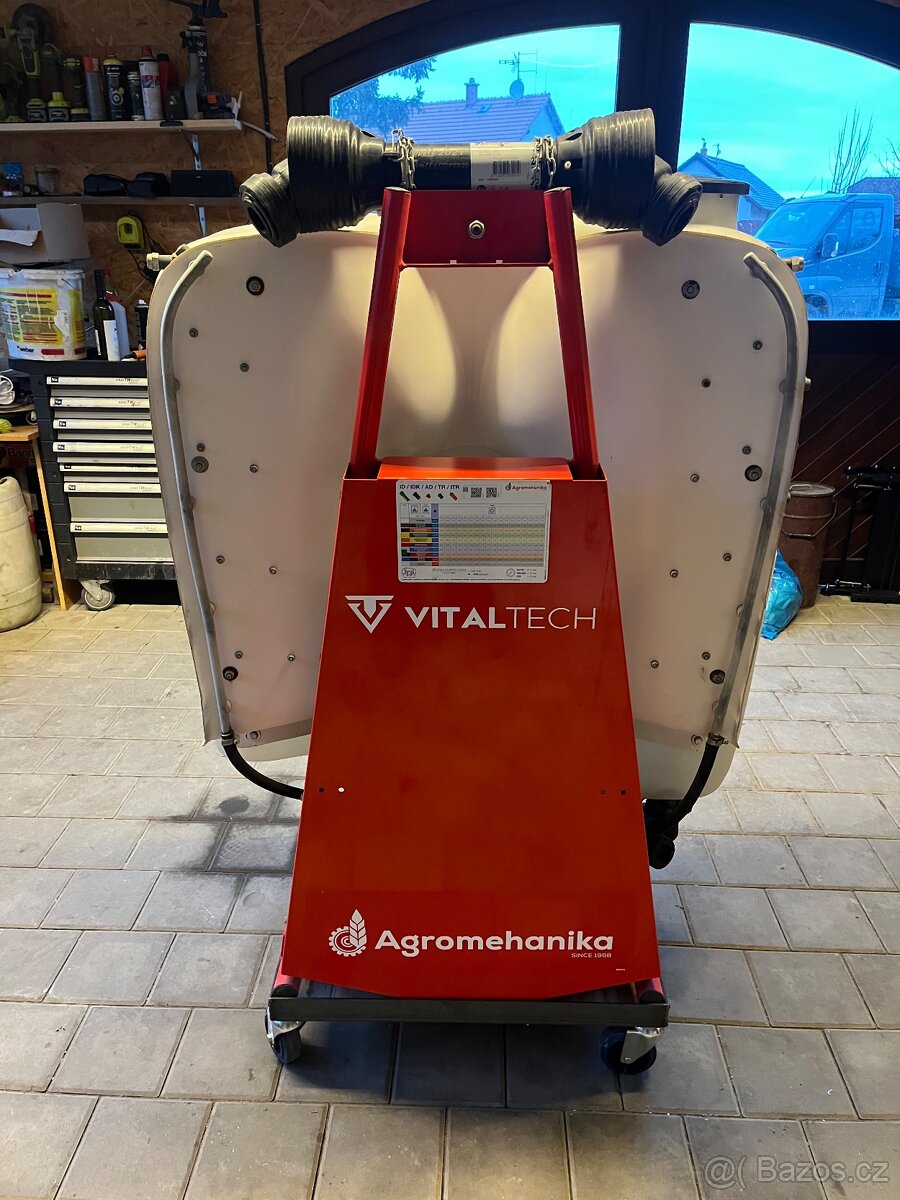 Rosič - postřikovač- malotraktor - 2