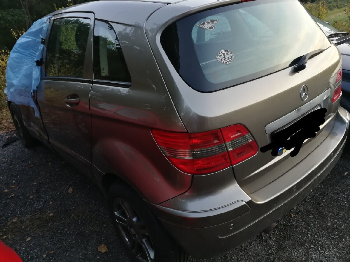 Mercedes B 180cdi w245 díly - 2