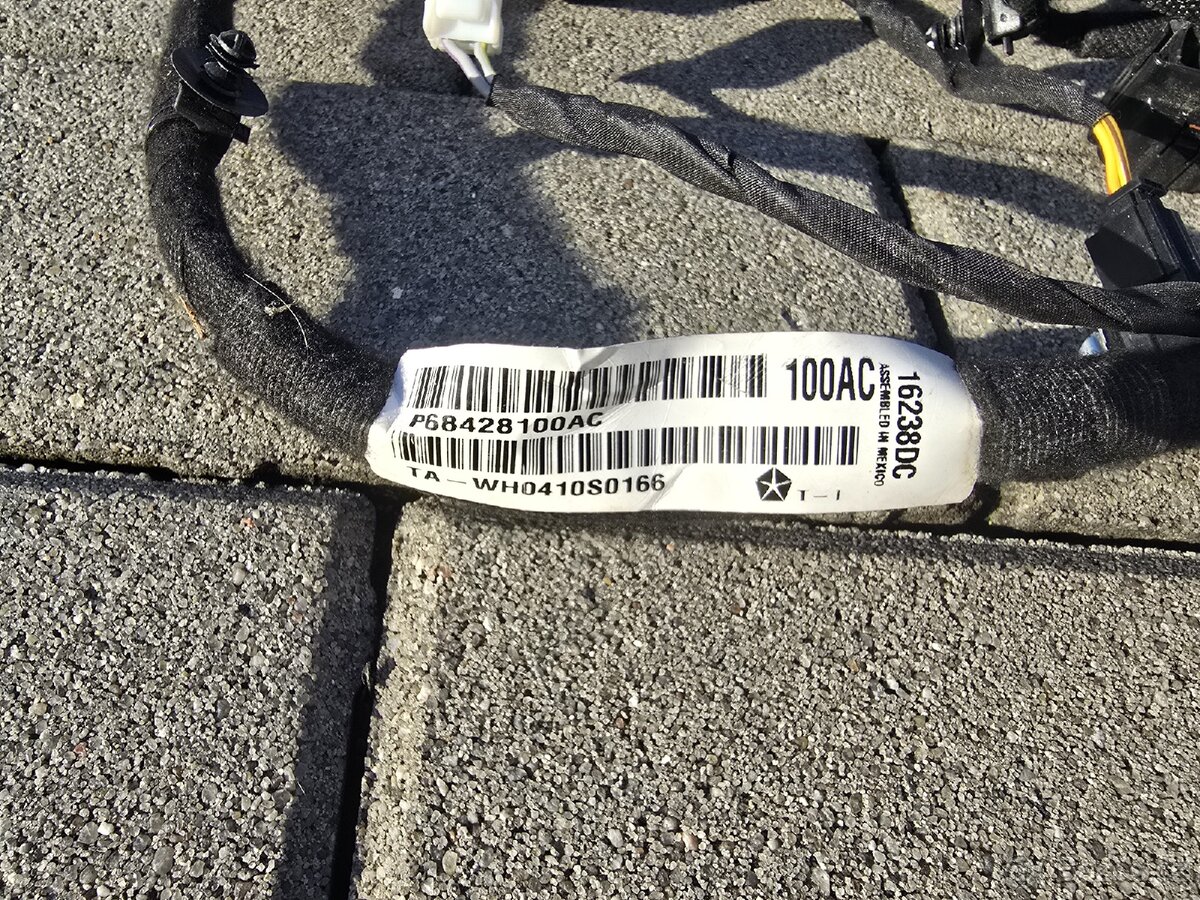 Challenger svazek elektro dveri - 2