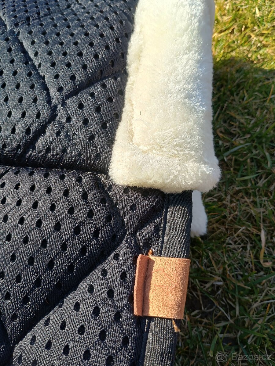 Podsedlová dečka s beránkem Equitheme - 2