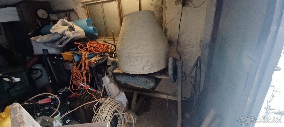 Stavební míchačka - 2