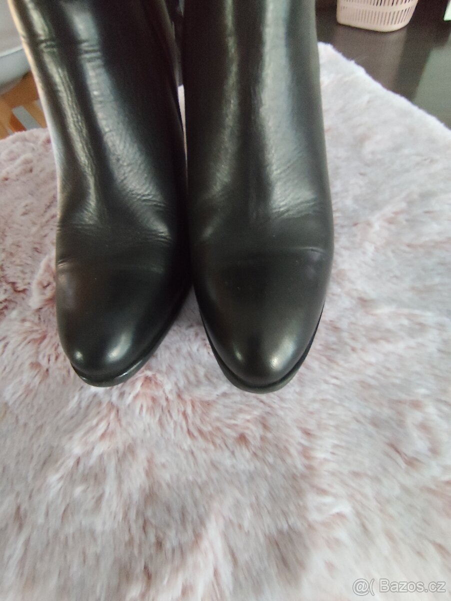 Dámské kotníkové boty Baťa 38 - 2