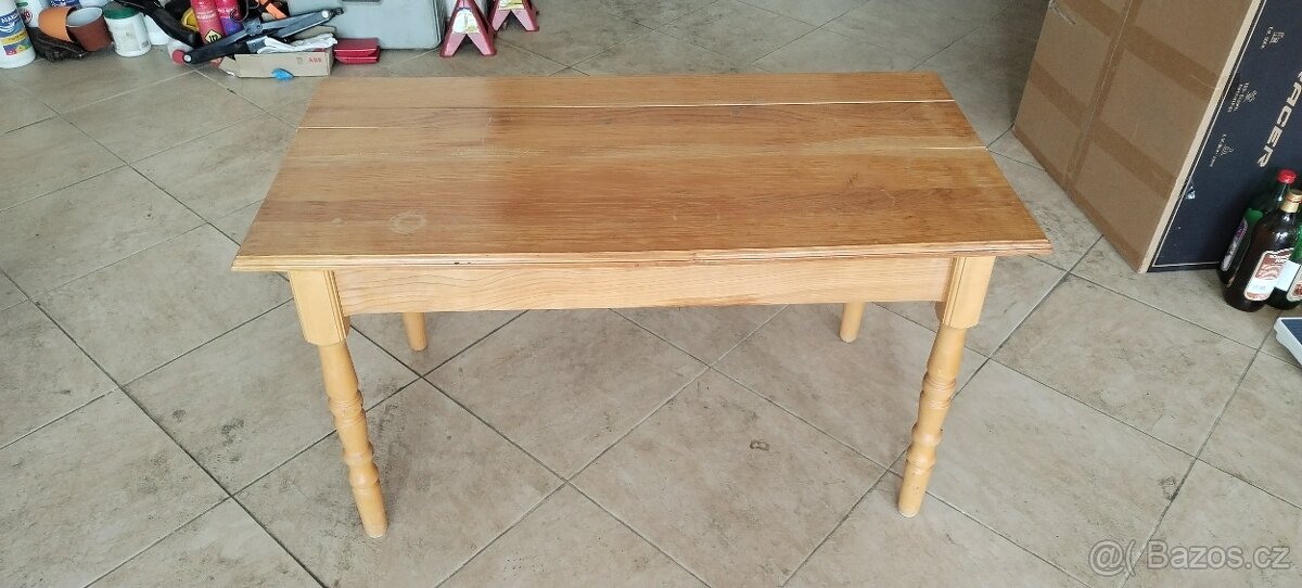 Konferenční stolek - 2