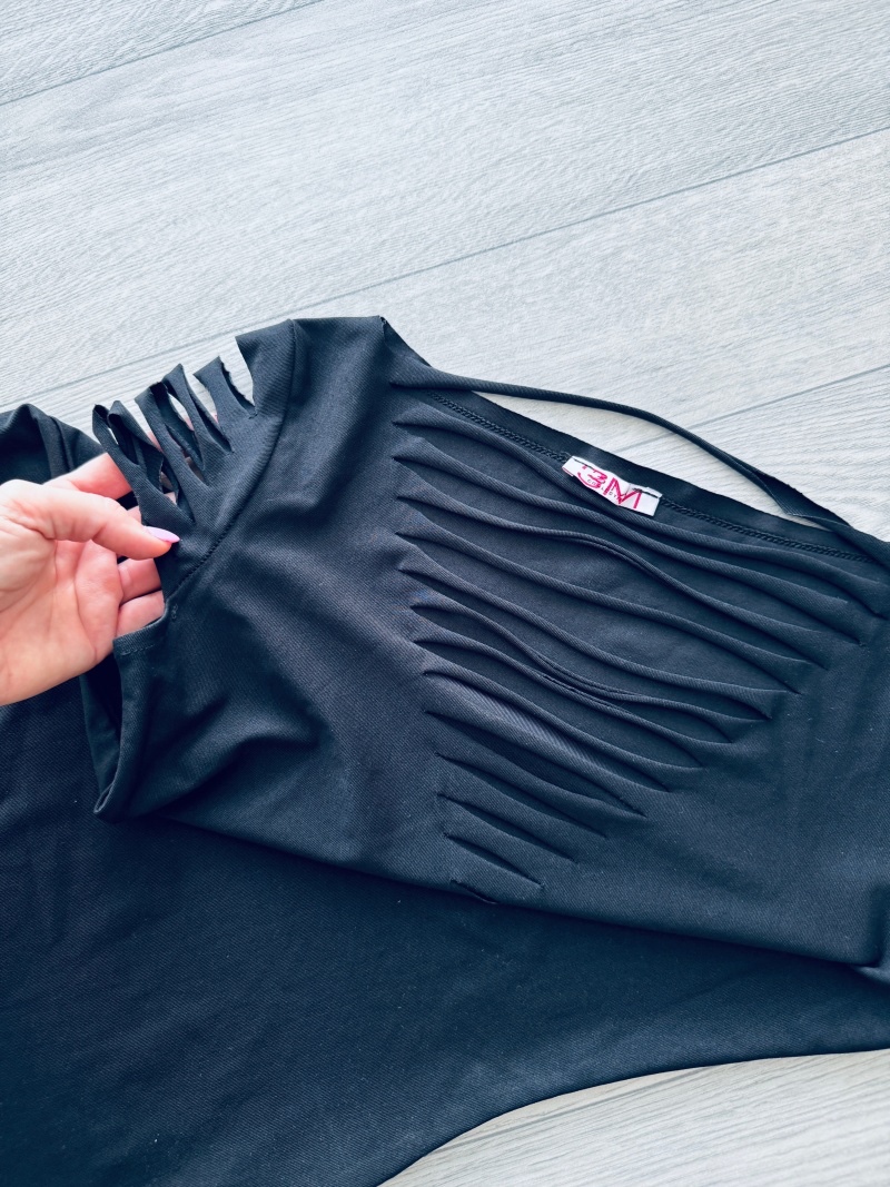 Tričko s prostřihy - 2