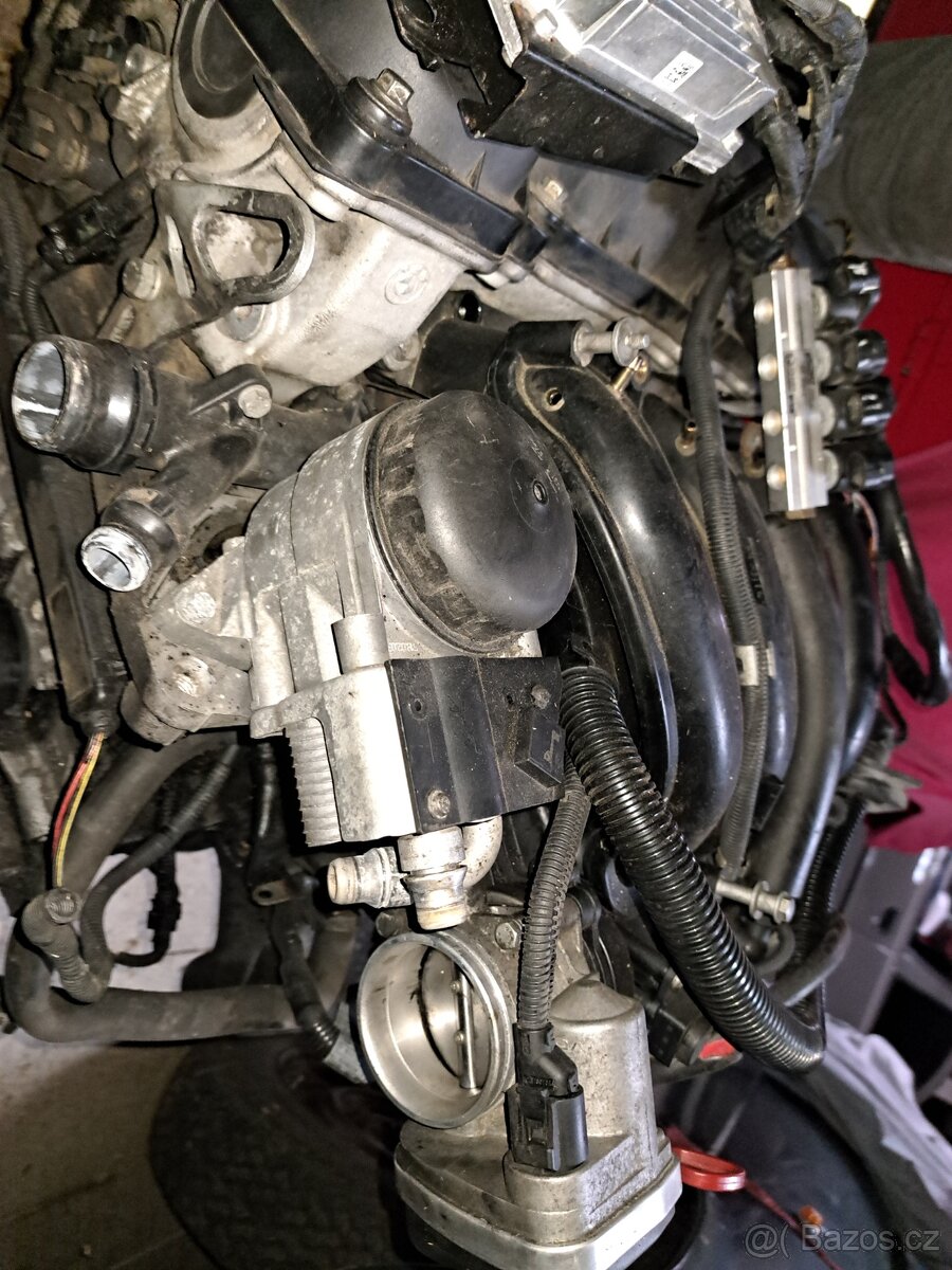 Prodám Motor 1.8 benzin - 2