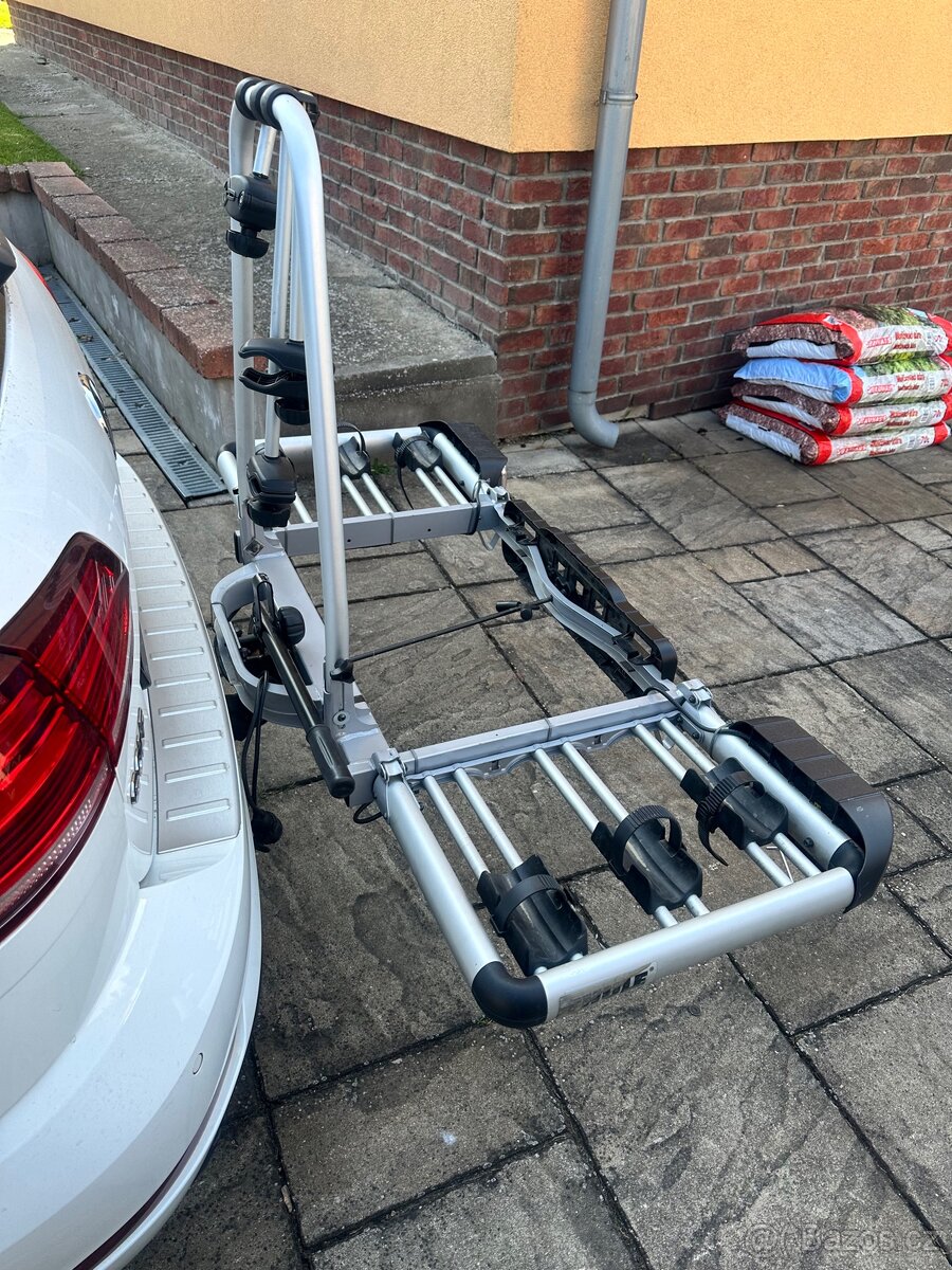 Skládací nosič kol Thule - 2