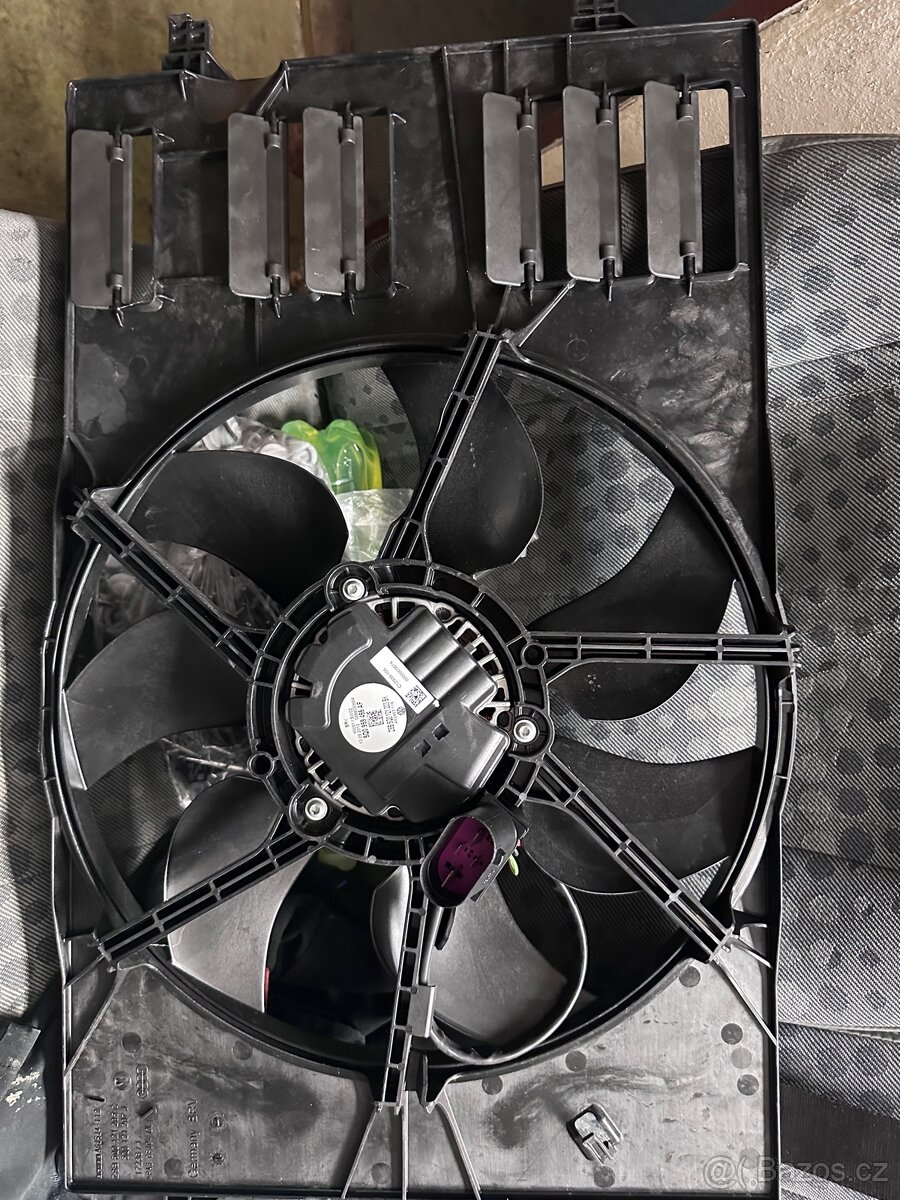 Ventilátor chladiče s věncem / 5Q0959455AF / 5Q0121205C - 2