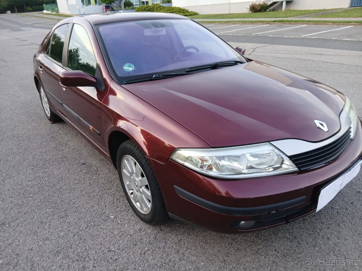 Laguna 1.6 Liftback - 2