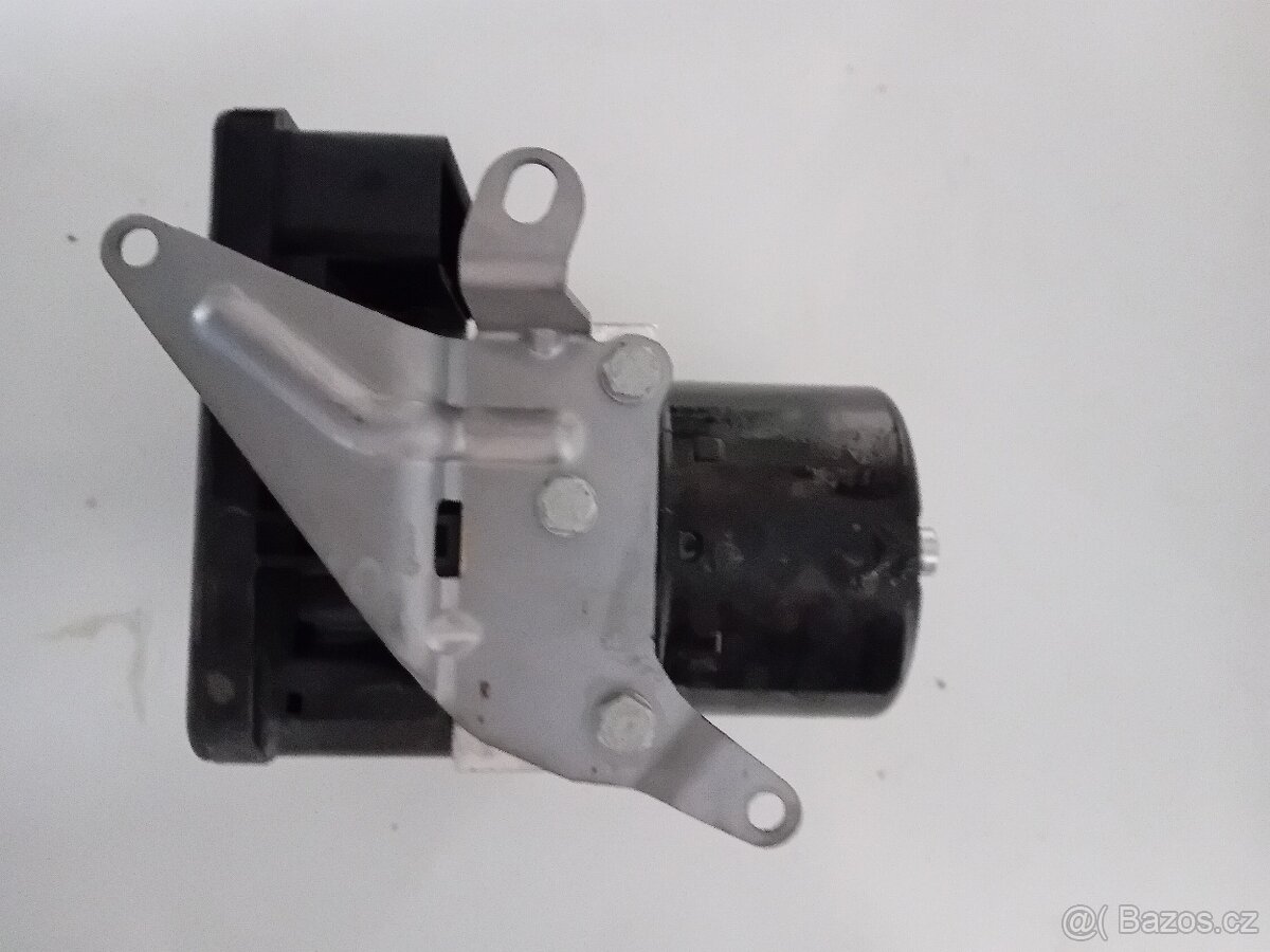 Abs jednotka BMW e90 318d 105kw r.v 2008 - 2