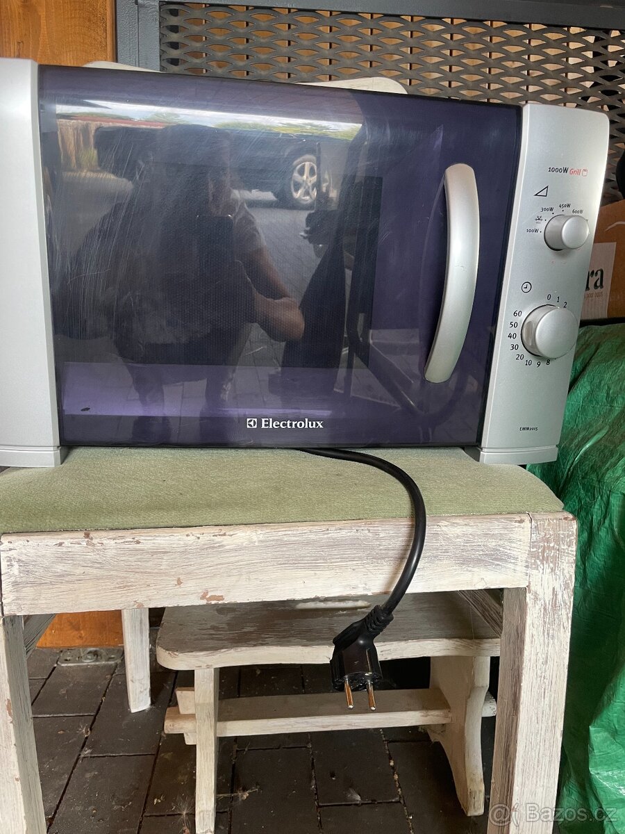 Electrolux mikrovlna trouba + gril - 2