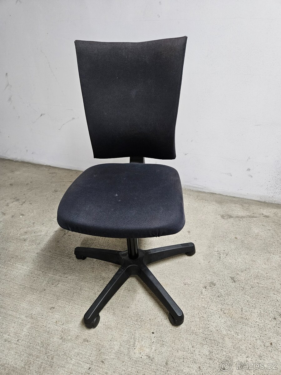 Kancelářská židle černá nastavitelná - 2