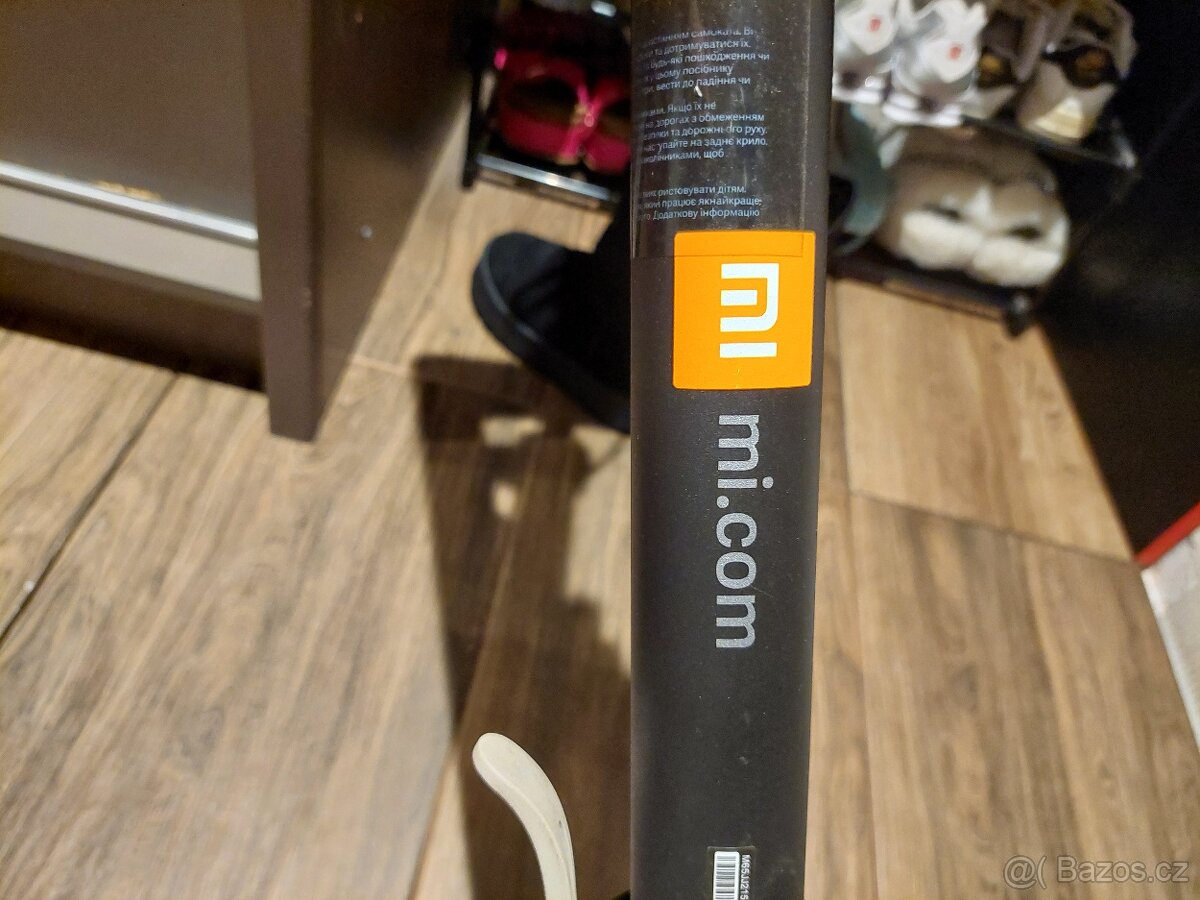 Elektrická koloběžka Mi Electric Scooter - 2