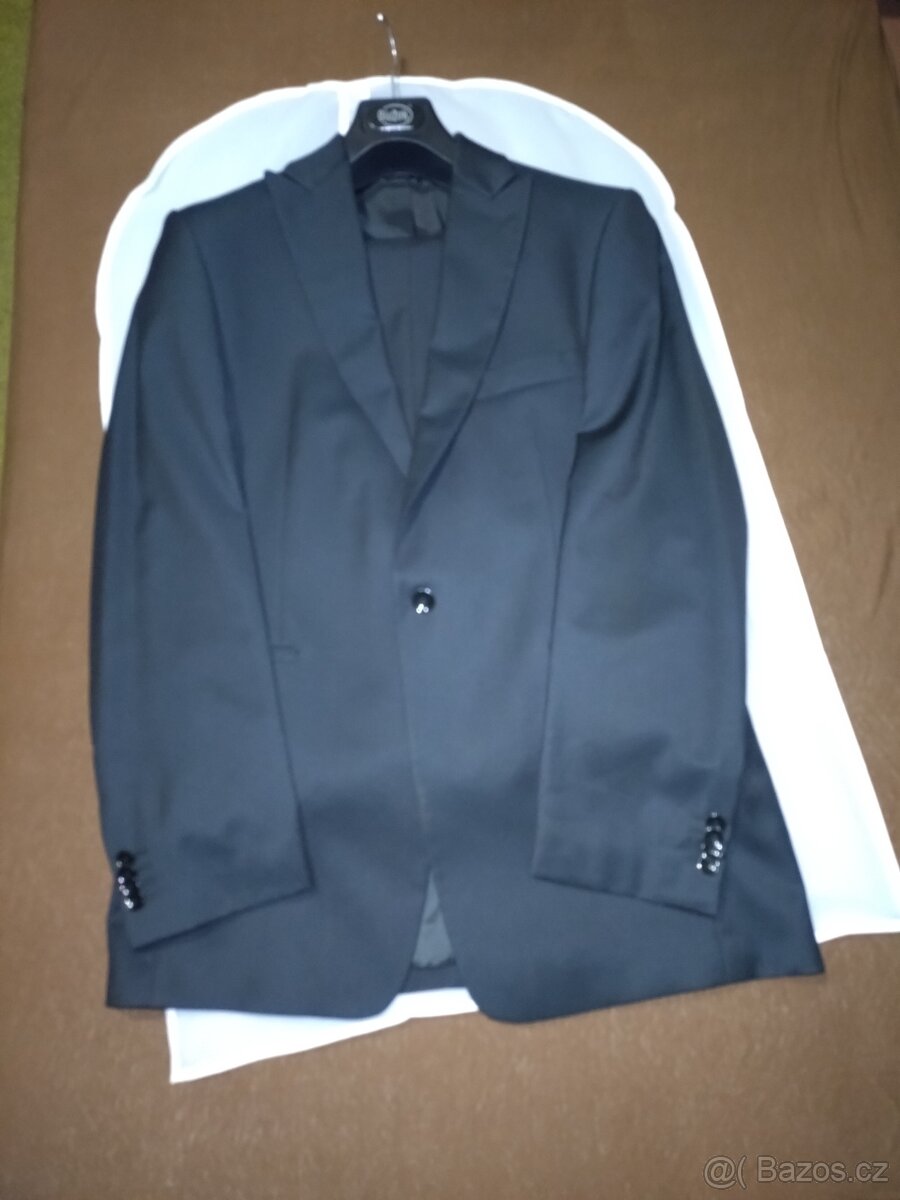 Prodám pánský oblek Blažek - 2