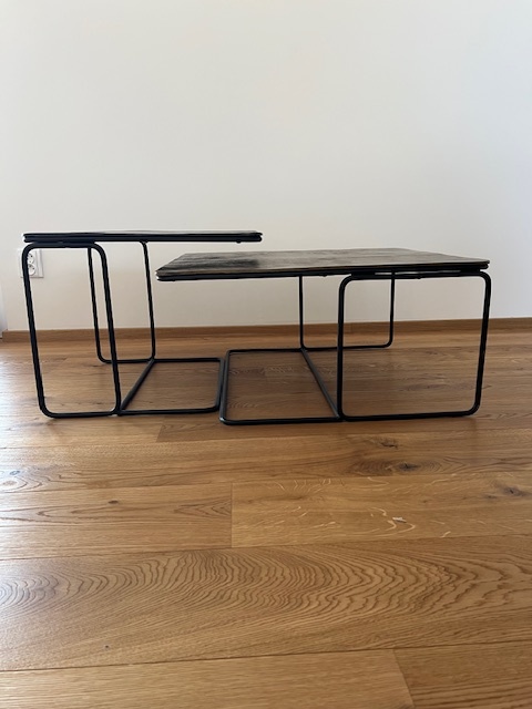 Prodám konferenční stolek - 2