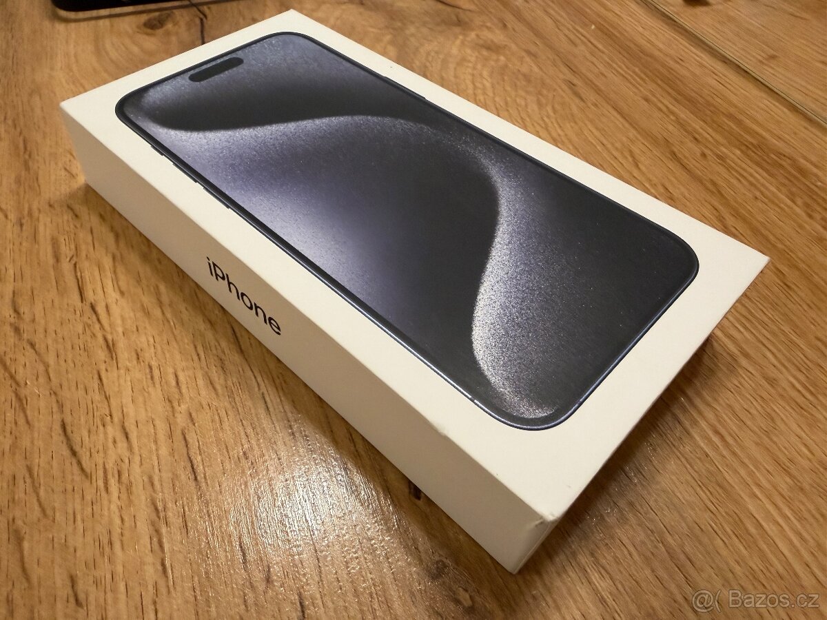 Apple iPhone 15 Pro Max 256GB modrý - 2