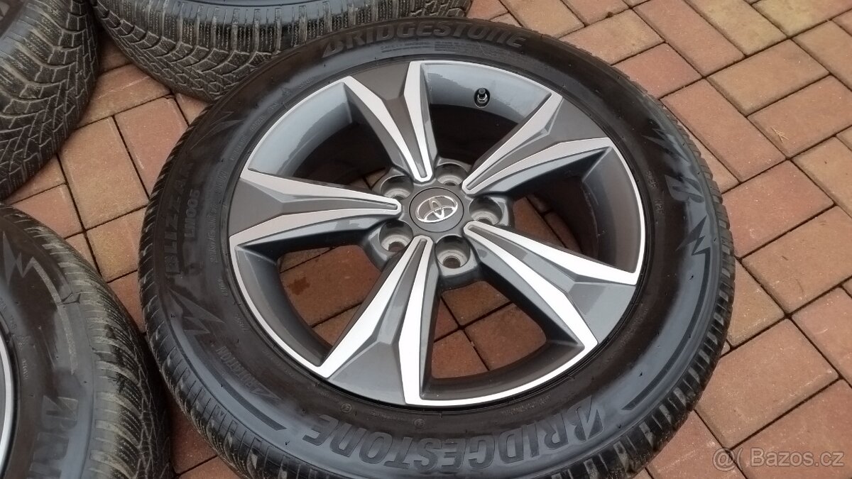 zimní sada TOYOTA C-HR R17 pneu 215/60/17 BICOLOR - 2