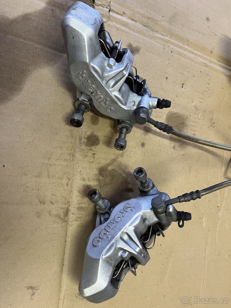 přední brzdy KTM 990 superduke - 2