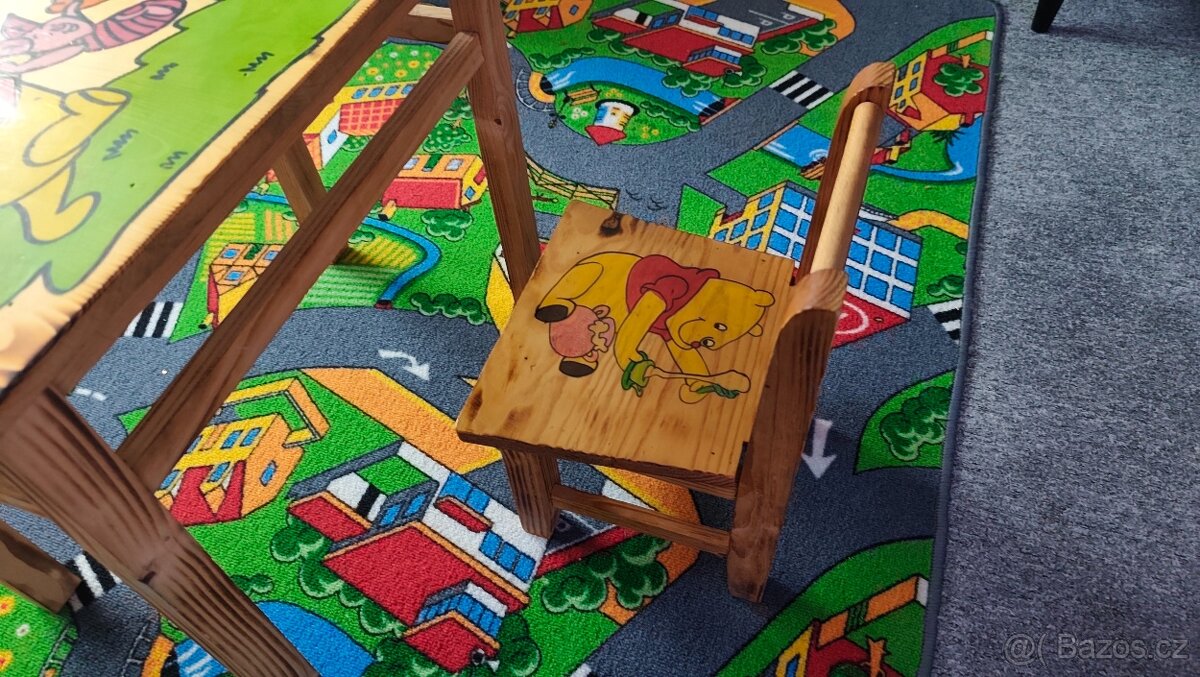 Daruji stoleček a židličku - 2