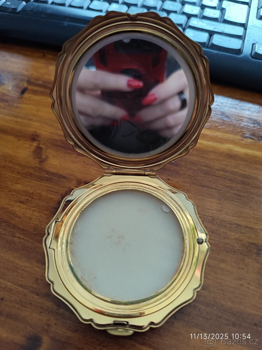 Starozitna pudrenka zn. Stratton - England - 2