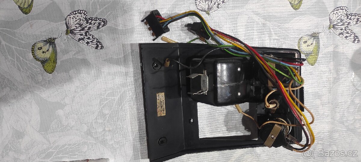 Panel středový Škoda 105 120 Rapid - 2