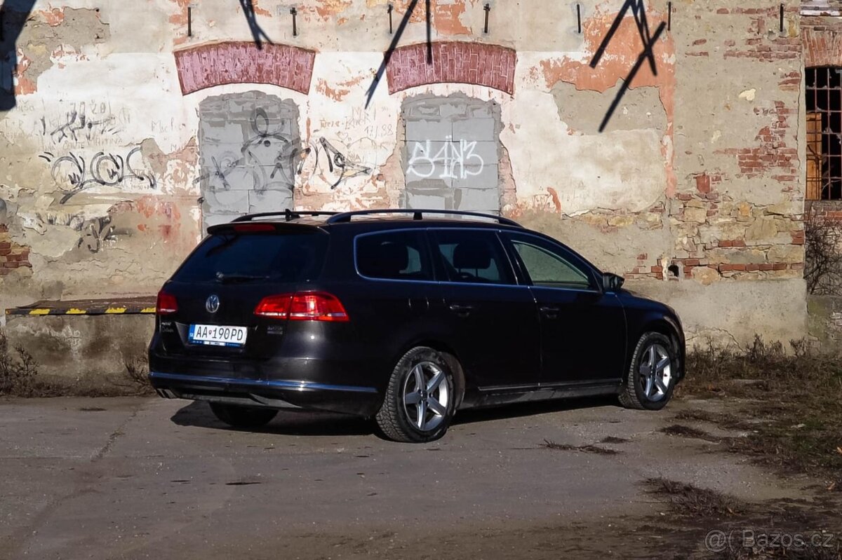 Volkswagen Passat Variant 2.0 TDI BMT Highline DSG - 2