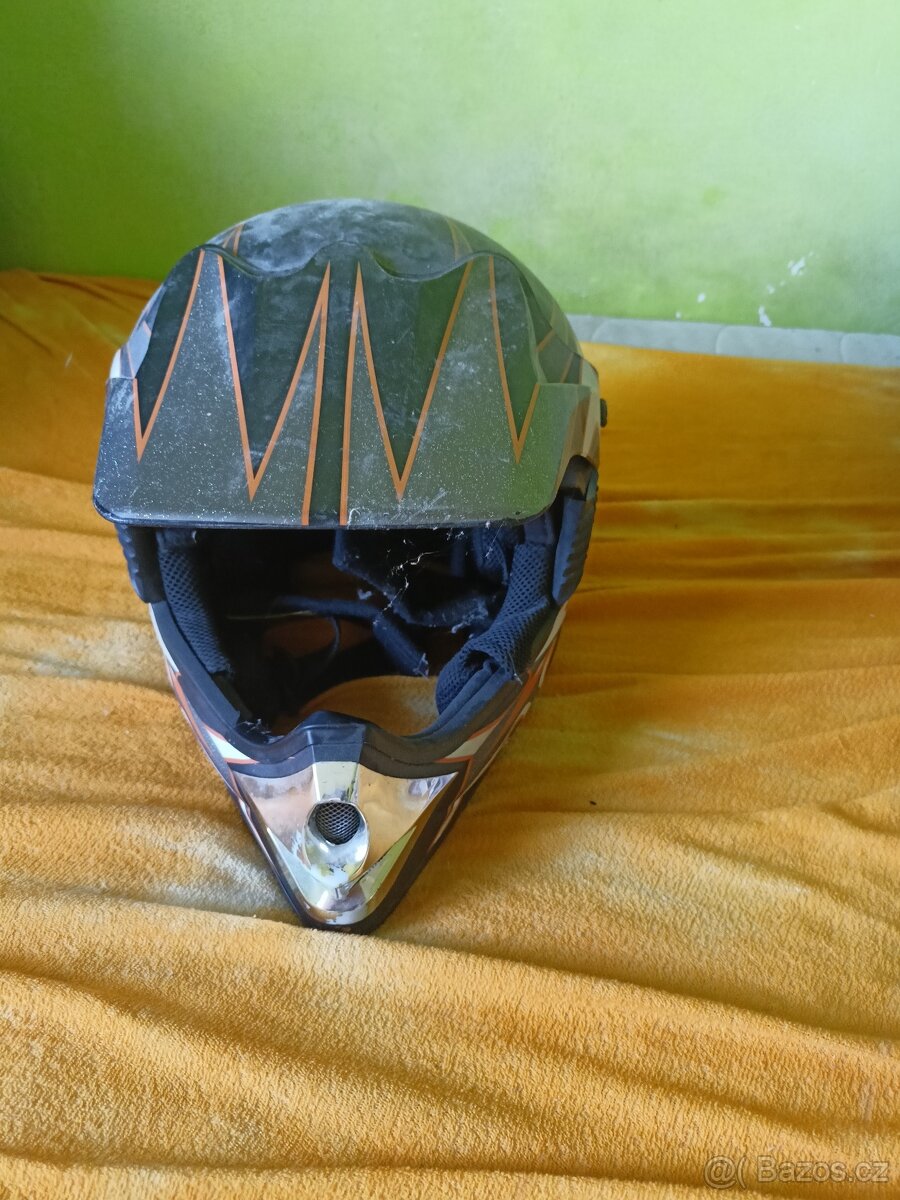 Dětská helma pro 8+ - 2