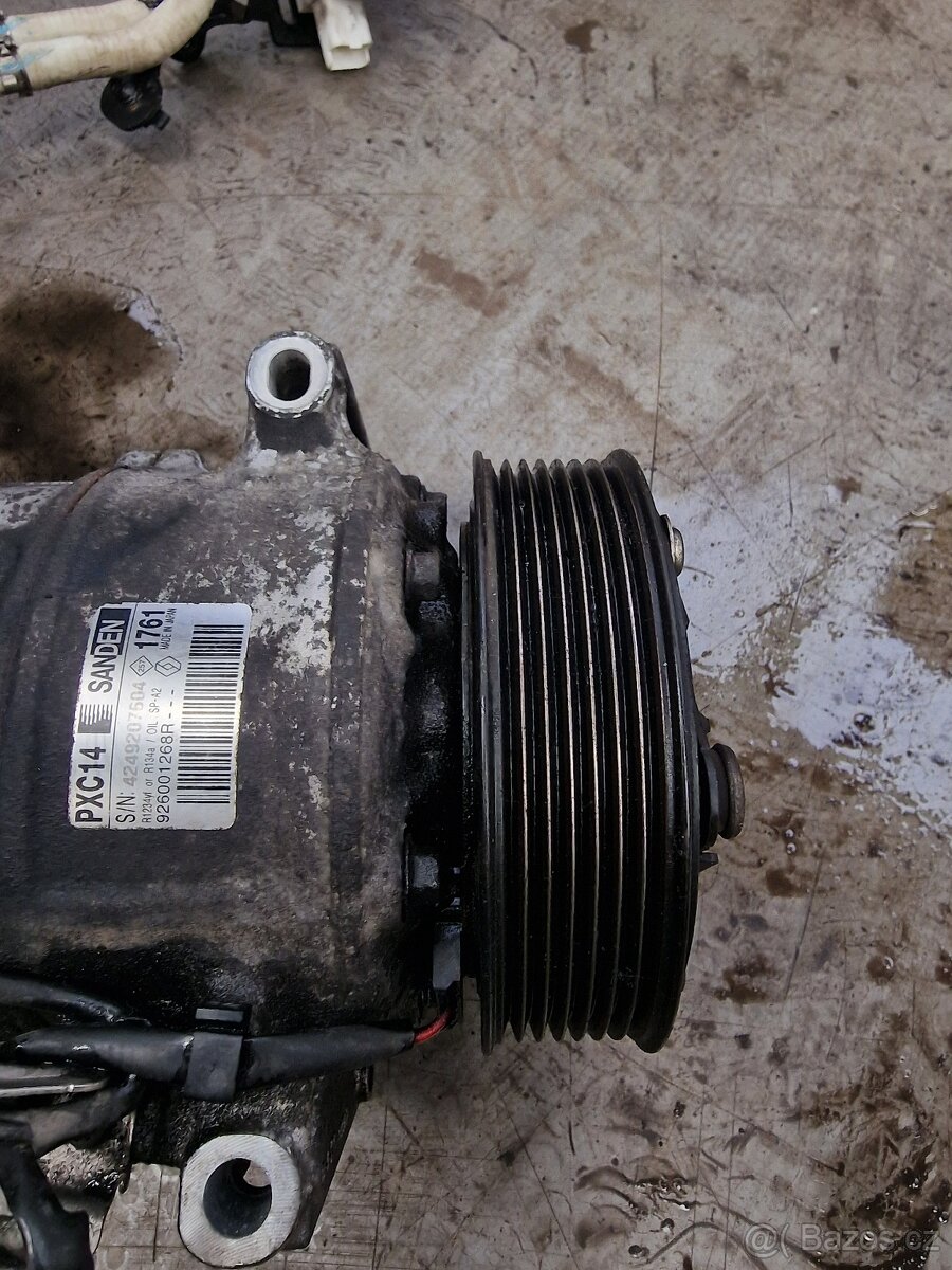 Kompresor Klimatiazce renault OEM 926004941R - 2