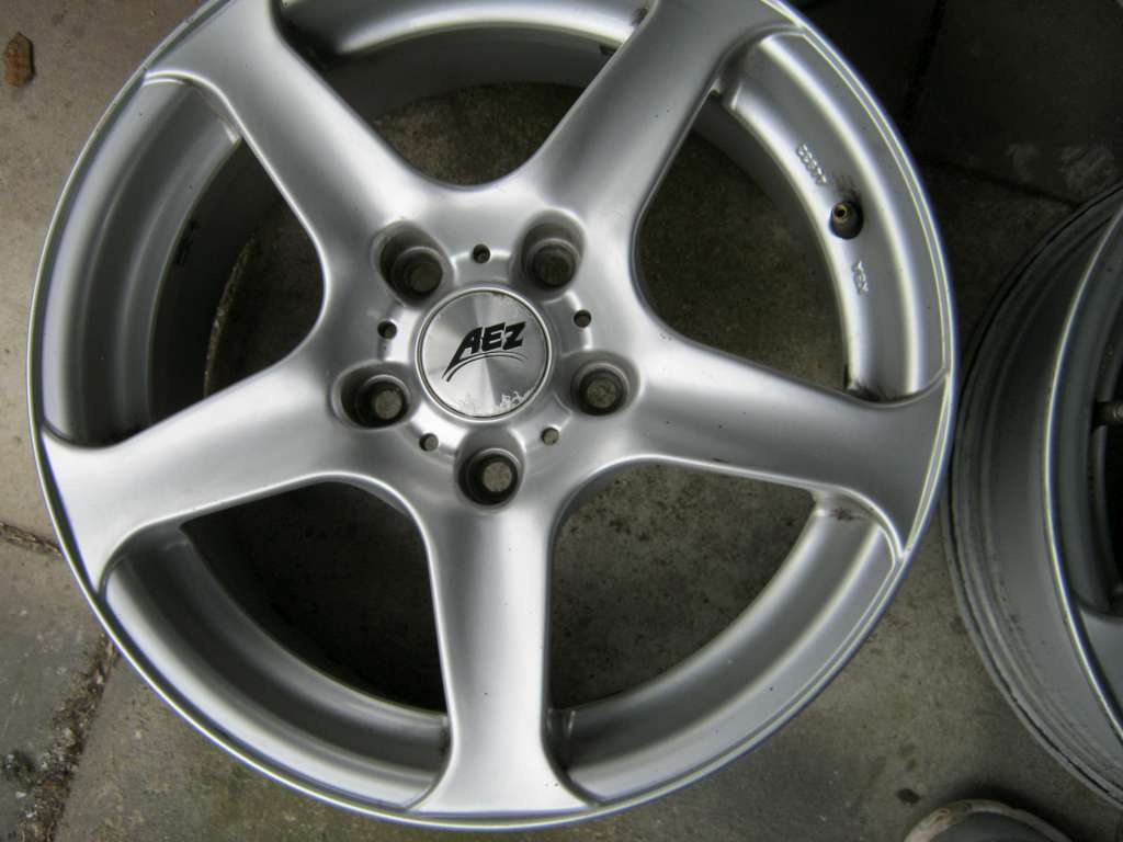 suzuki grand vitara,toyota rav4 - 2