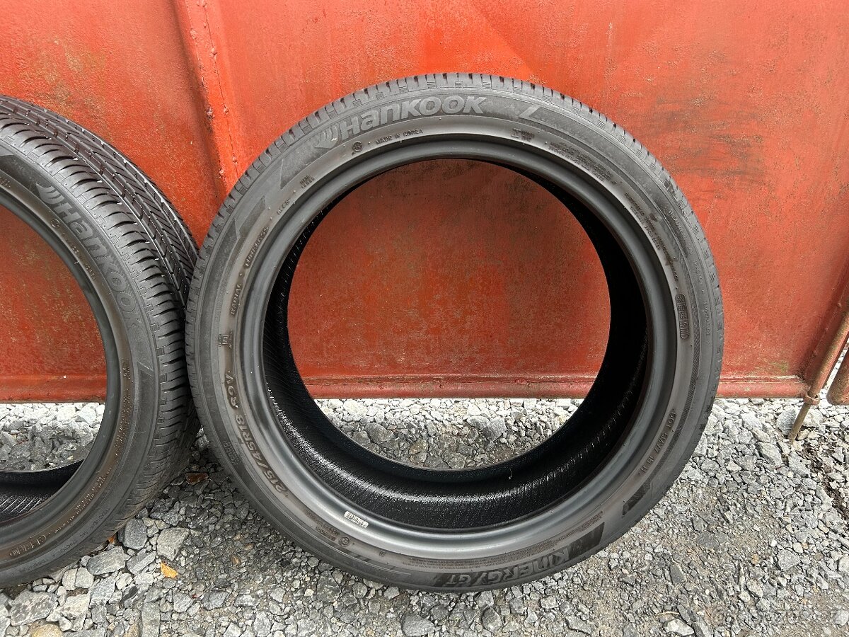 Prodám gumy 215/45/18 Hankook. - 2