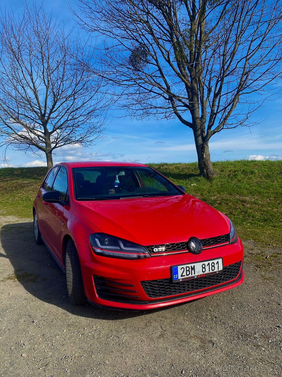 Prodám VW Golf mk7 GTI - 2