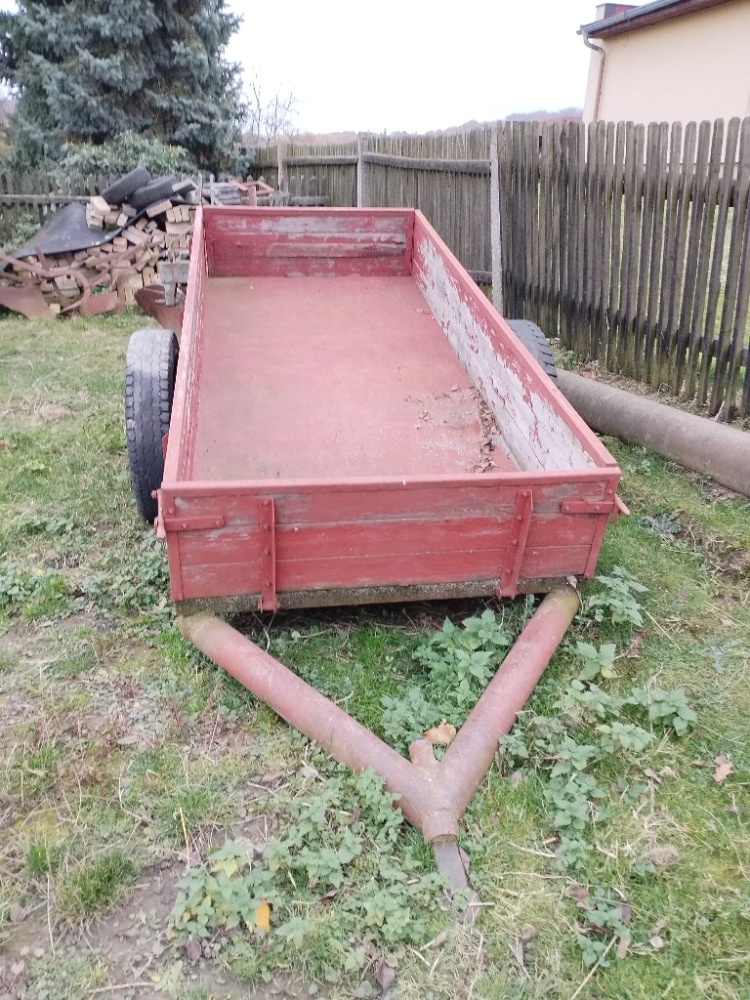 Vlečka za traktor - 2