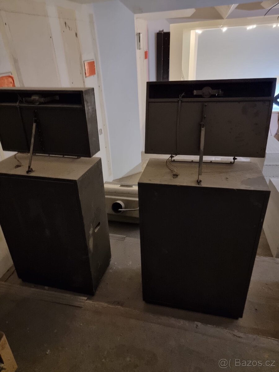 Reprodukry Tesla - 2