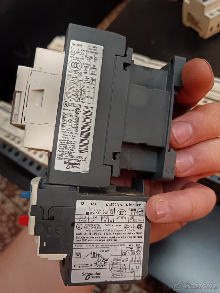 Stykače Schneider a telemecanique - 2