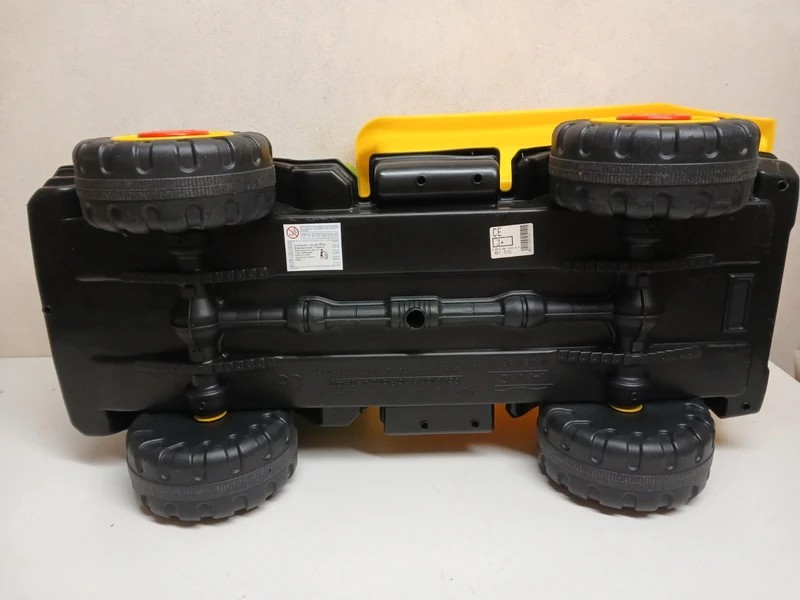 Velké sklápěcí/nákladní auto - 2